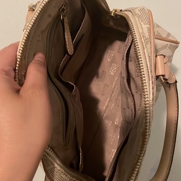 Michael Kors Bag - Picture 4 of 5